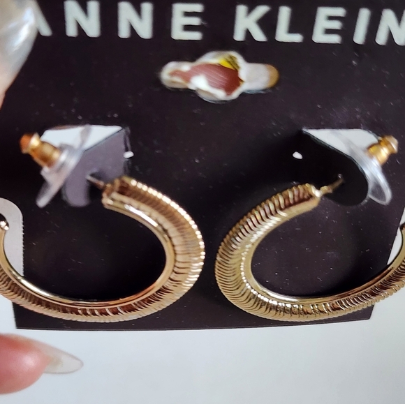NWT Anne Klein Gold Hoop Stud Earrings - Picture 9 of 12